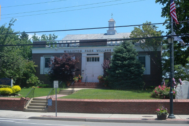 Williston Park