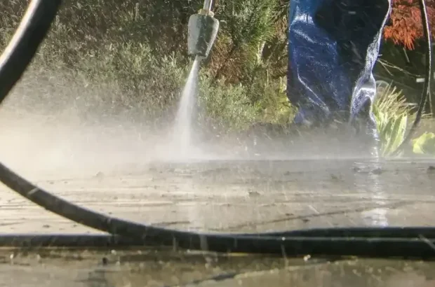 Expert Driveway pressure washing services in Roslyn