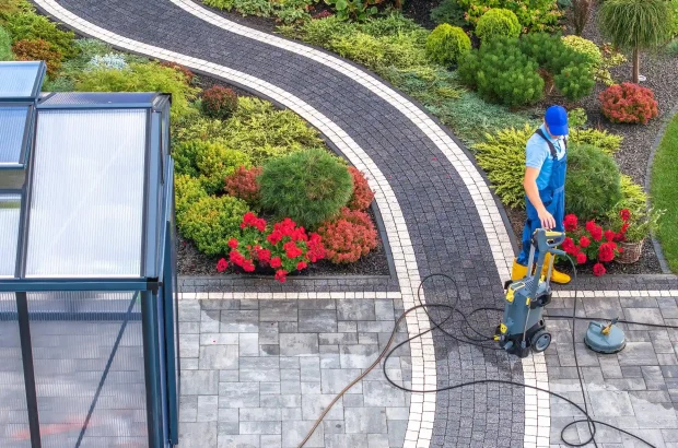 professional patio cleaning services in roslyn